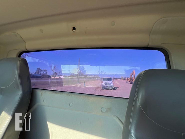 international-durastar-4300-image-40