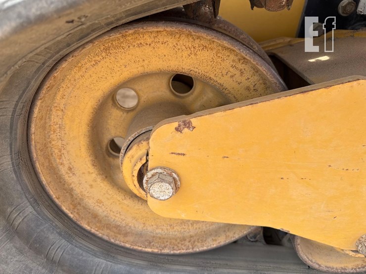 caterpillar-259d3-image-12