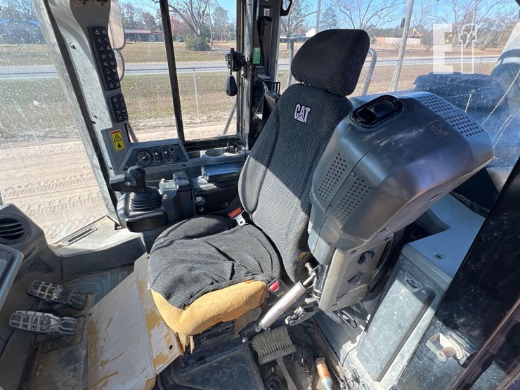 2014-caterpillar-966k-image-27