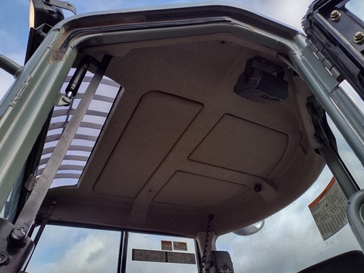 yanmar-vio45-image-14