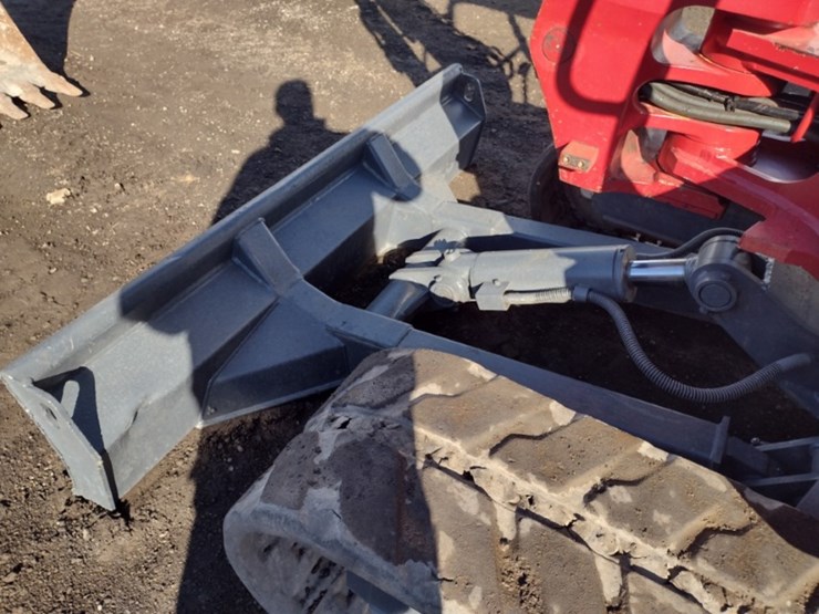 takeuchi-tb250-image-23