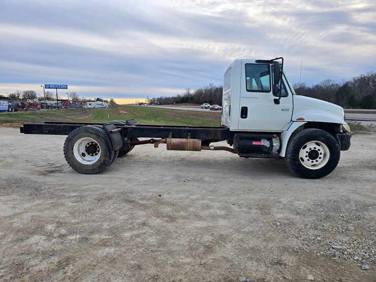 international-durastar-4300-image-15