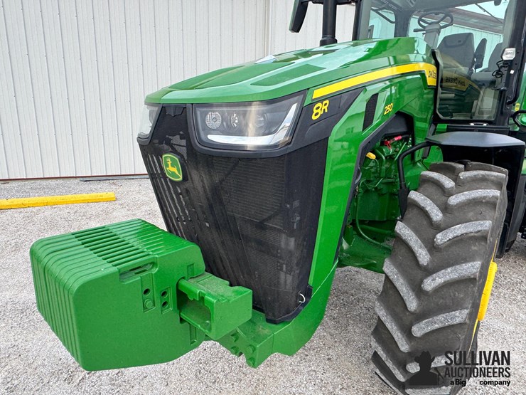 john-deere-8r-250-image-9