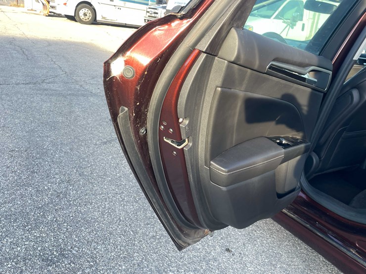 #1388-•-2015-ford-fusion-(has-wi-title)-(of)-image-61