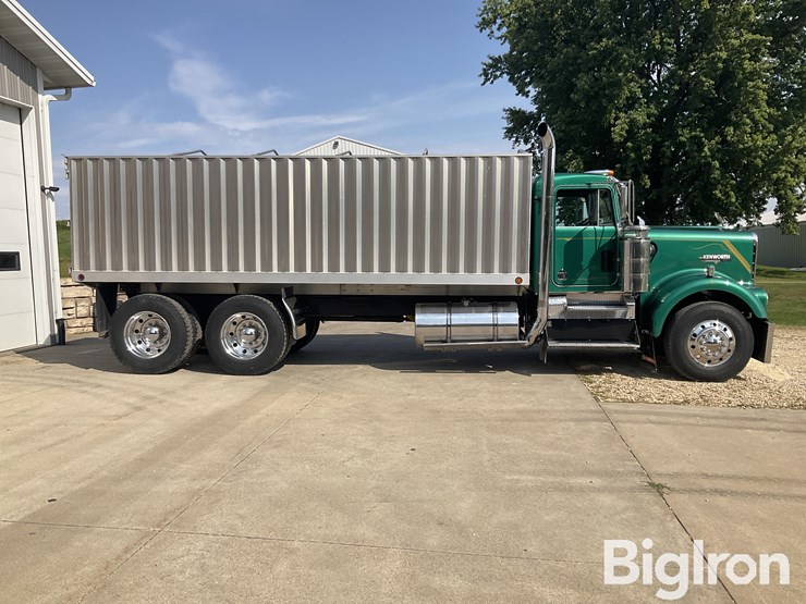 kenworth-w900-image-4