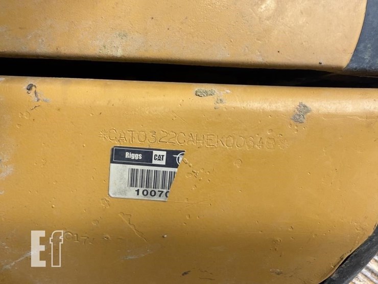 caterpillar-322cl-image-16