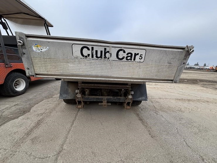 2012-club-car-turf-2-image-6