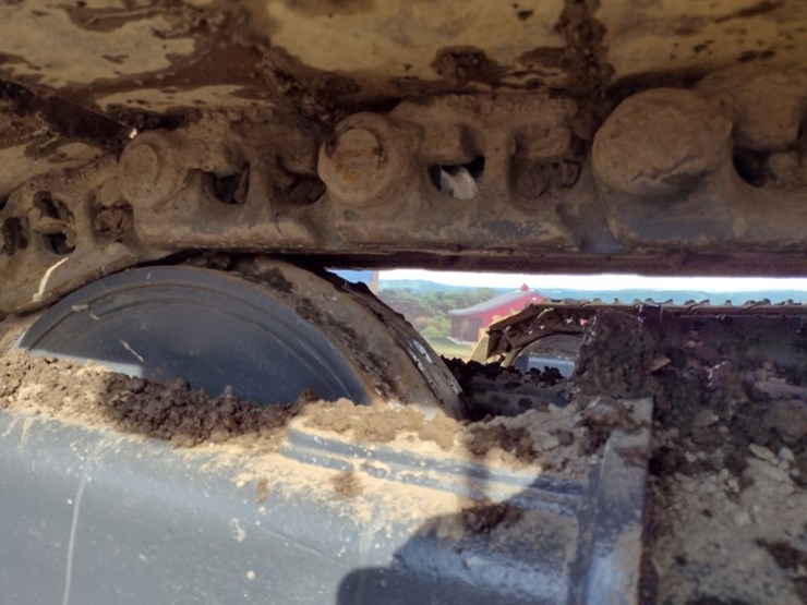 caterpillar-321c-image-39