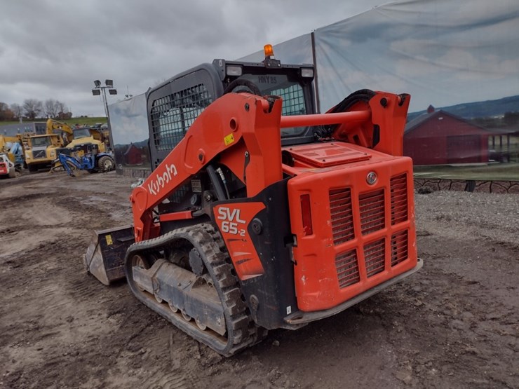 kubota-svl65-2-image-40