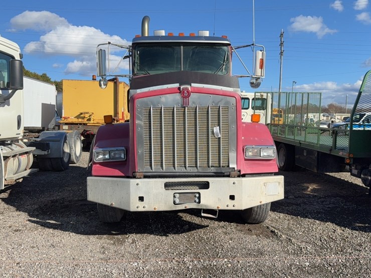 2008-kenworth-t800-image-2