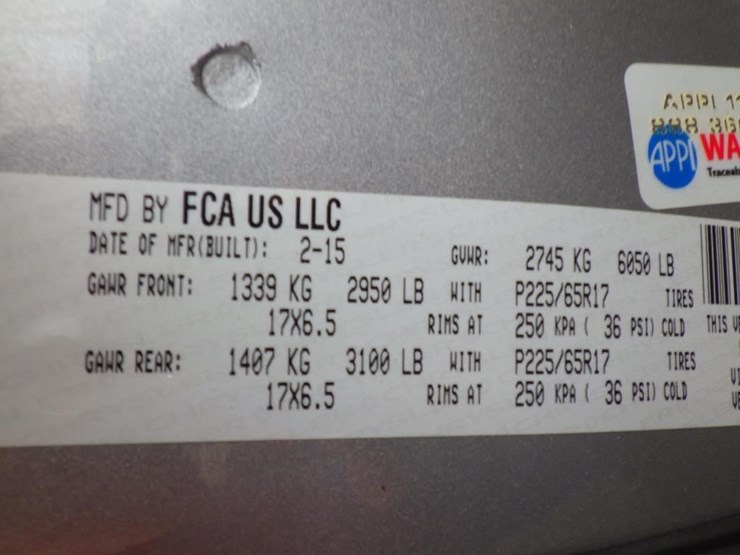 chrysler-town-&-country-image-16