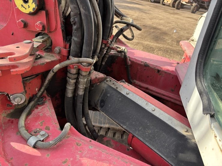 2012-takeuchi-tb180fr-image-20