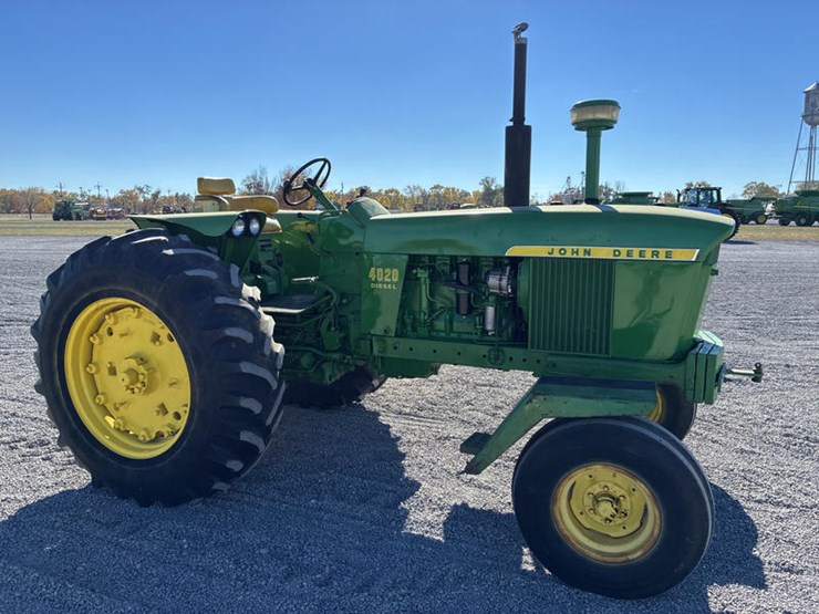 john-deere-4020-image-8