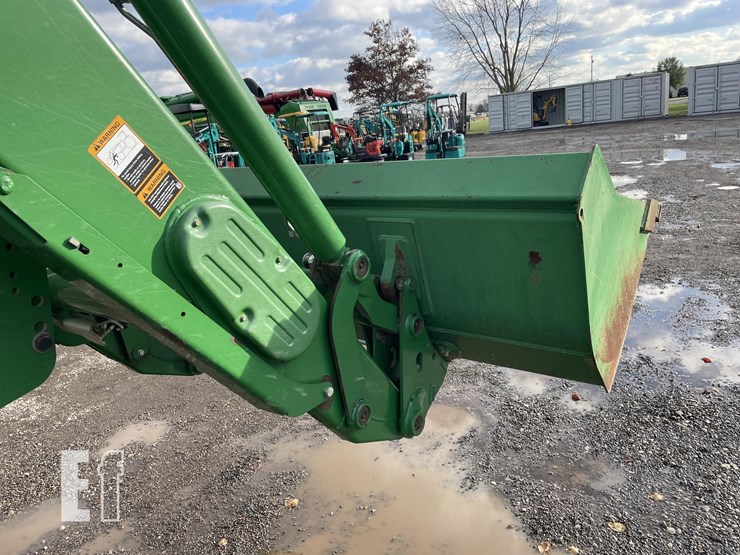 2013-john-deere-6150r-image-6