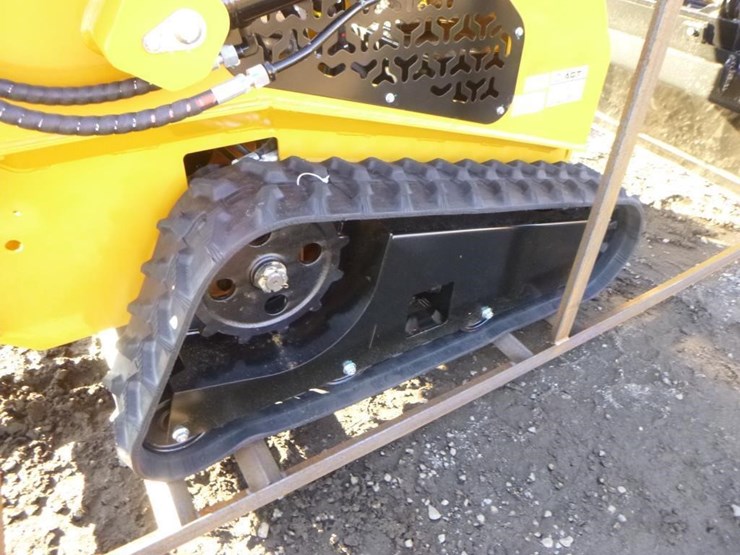 2025-agt-mx-mrt14-skid-steer-track-loader-image-17