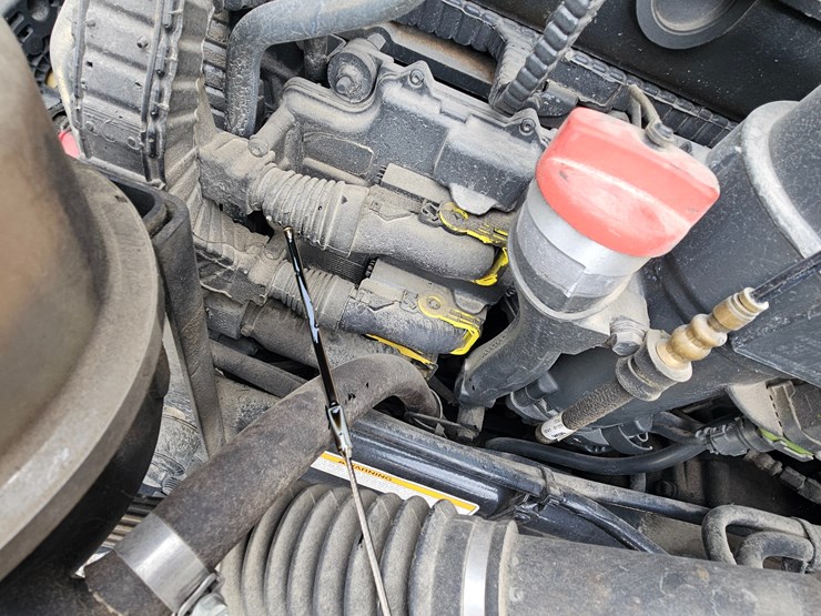 peterbilt-579-image-26