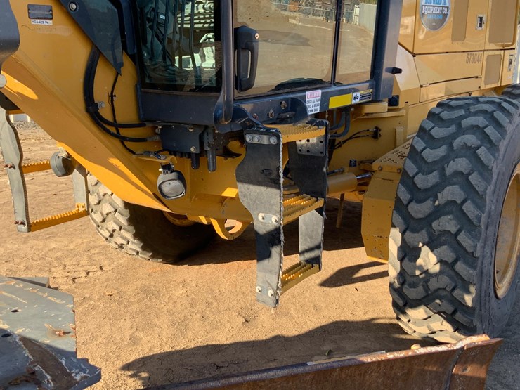 2016-deere-672g-image-13