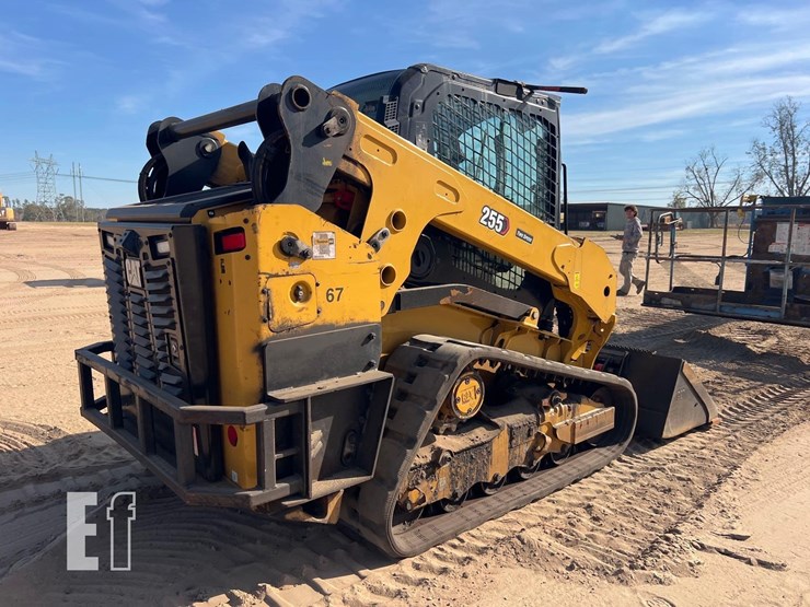 caterpillar-255-image-4