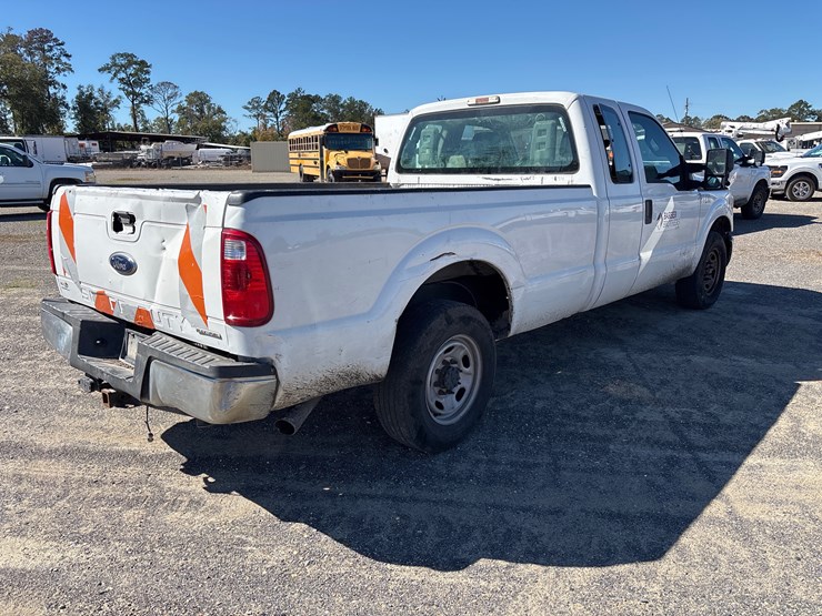 2015-ford-f250-image-3