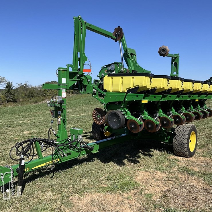 2021 JOHN DEERE 1745