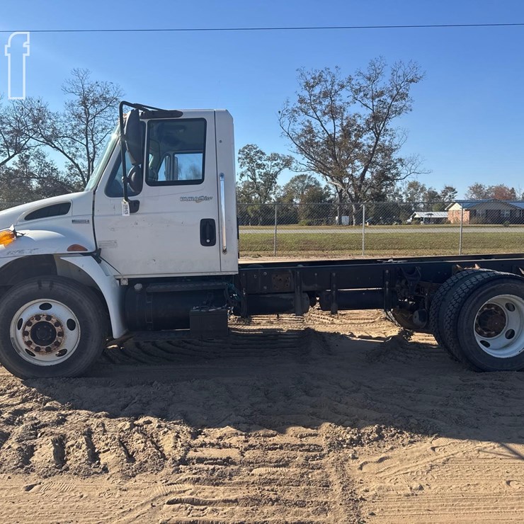 INTERNATIONAL DURASTAR 4300