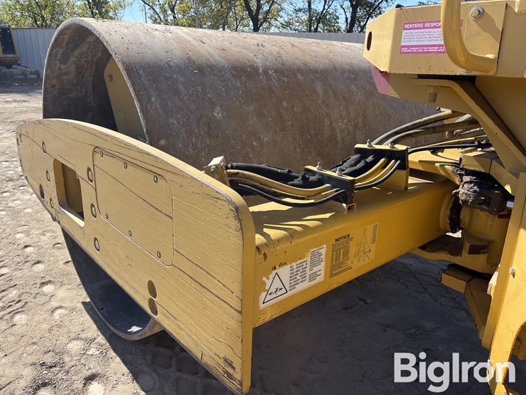 caterpillar-cs-563e-image-15