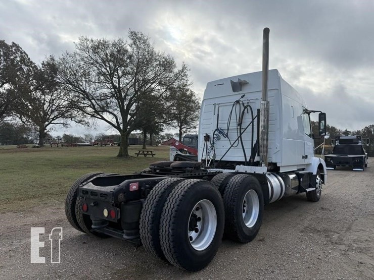 volvo-vnm64t630-image-5