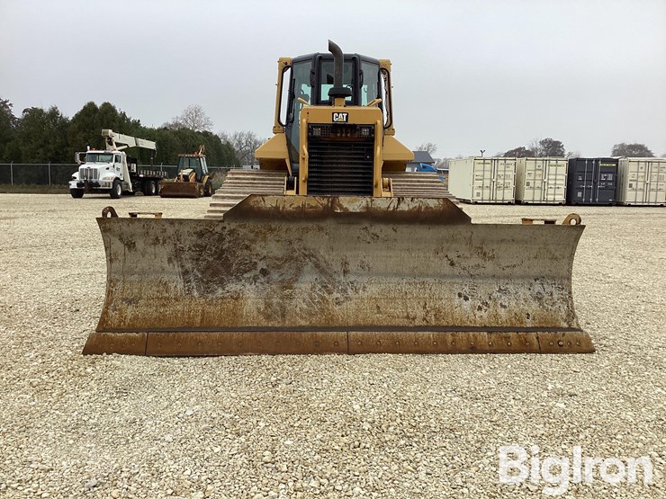 2017-caterpillar-d6n-lgp-image-2