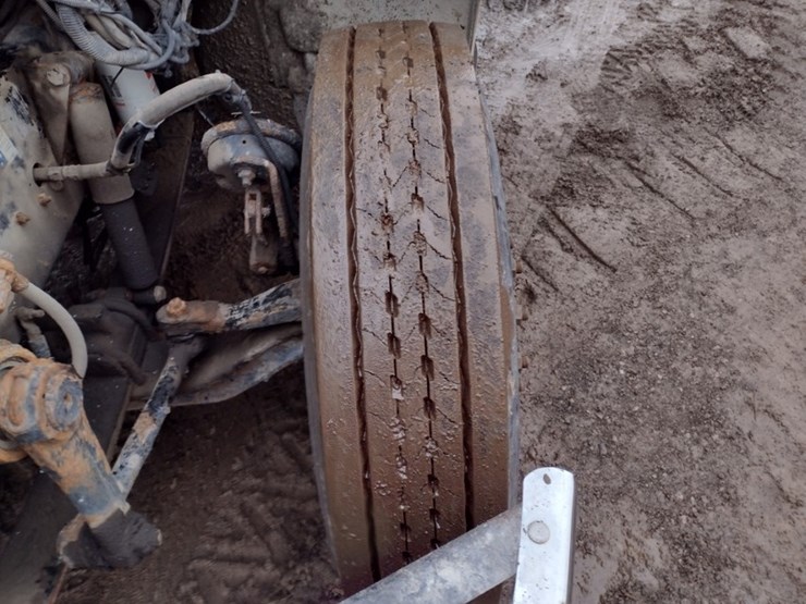 peterbilt-337-image-22