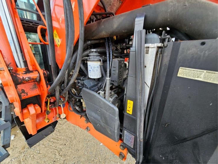kubota-m7040-image-13