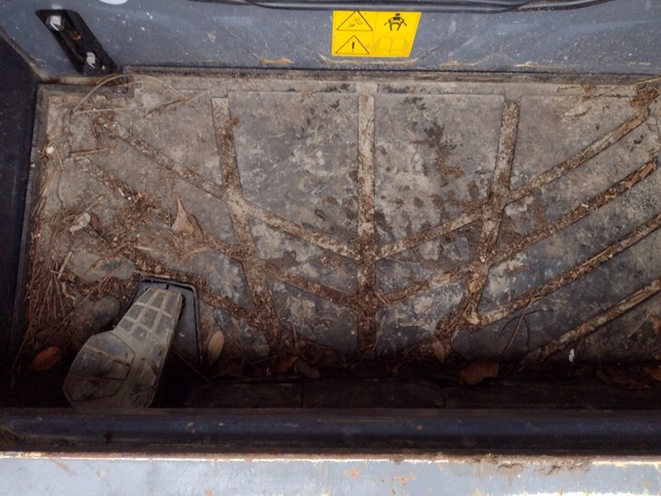 kubota-svl97-2-image-12