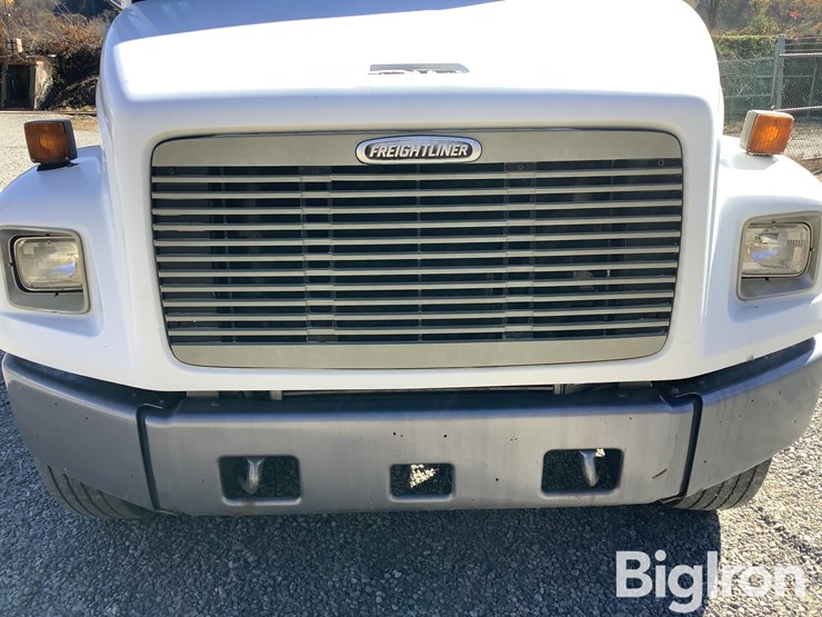 1998-freightliner-fl80-image-15