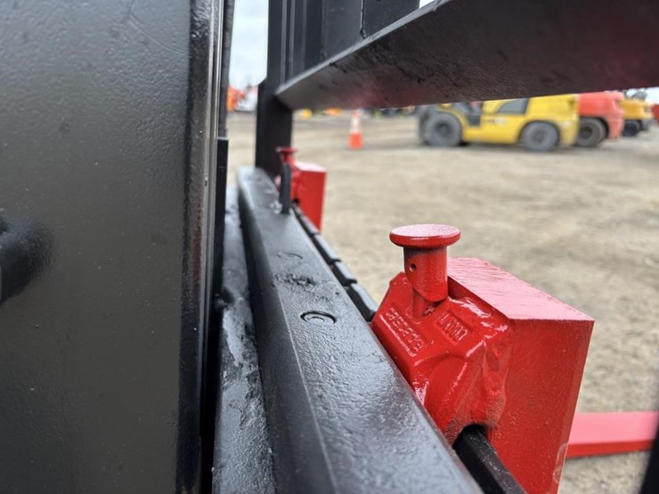 2018-toyota-8fgu25-image-12