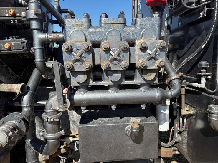 2018-kenworth-t800-image-21