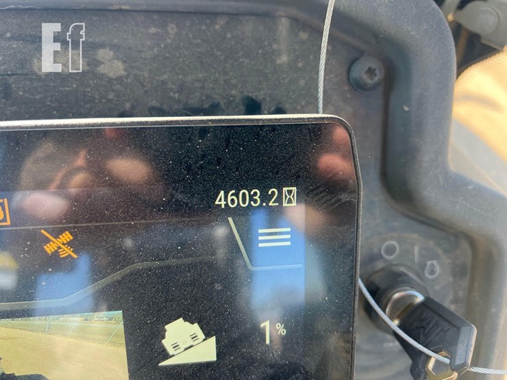 2022-caterpillar-d3-lgp-image-38