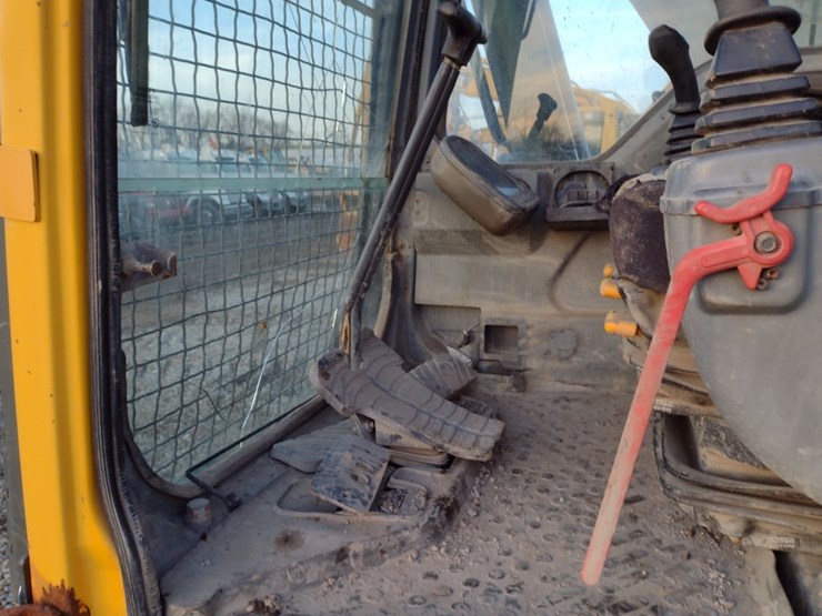 volvo-ec160b-lc-image-14