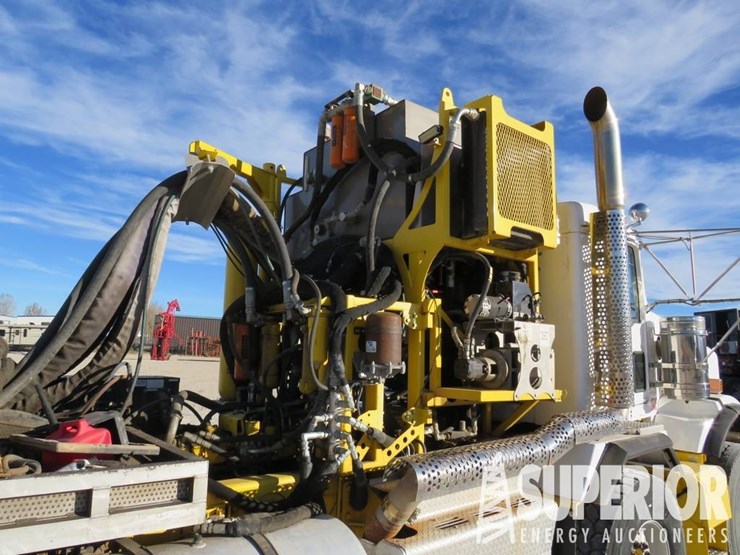 2018-kenworth-t800-image-12