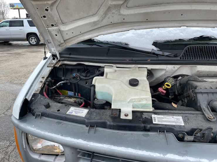 chevrolet-express-3500-image-109