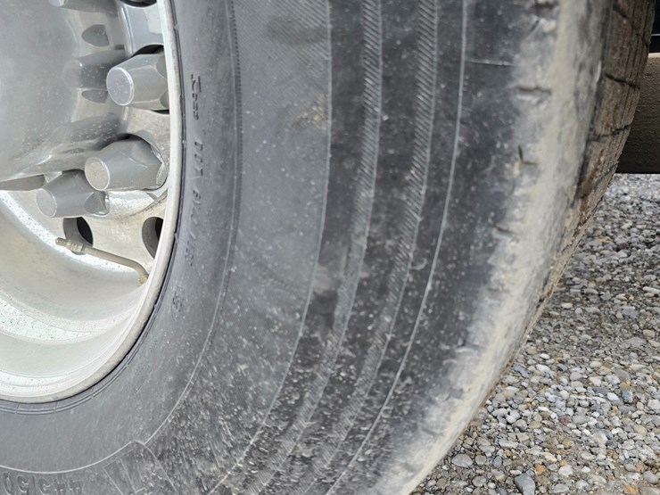 kenworth-t800-image-75