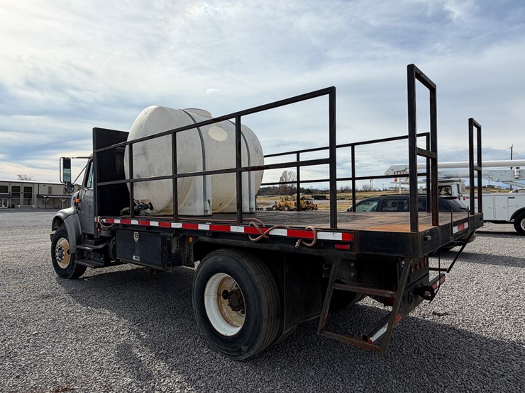 international-4700-image-6