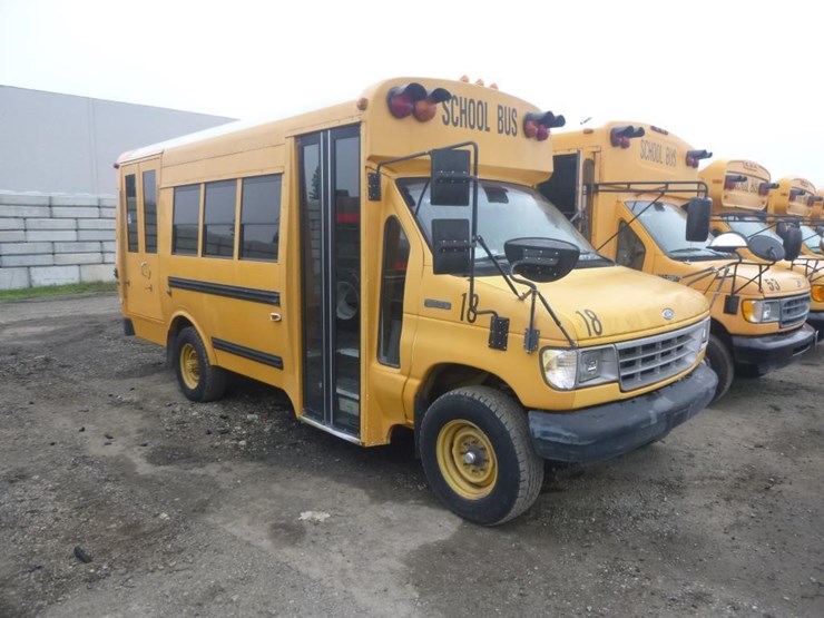 1995-ford-e350-image-2