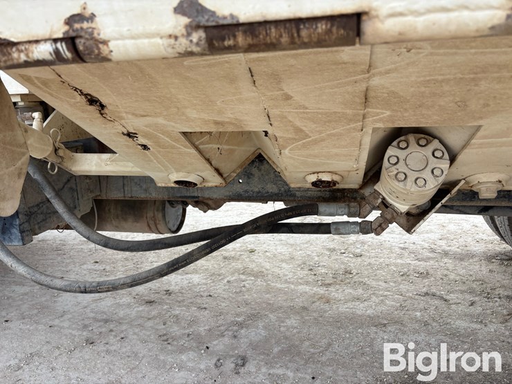 ford-lt9000-image-17