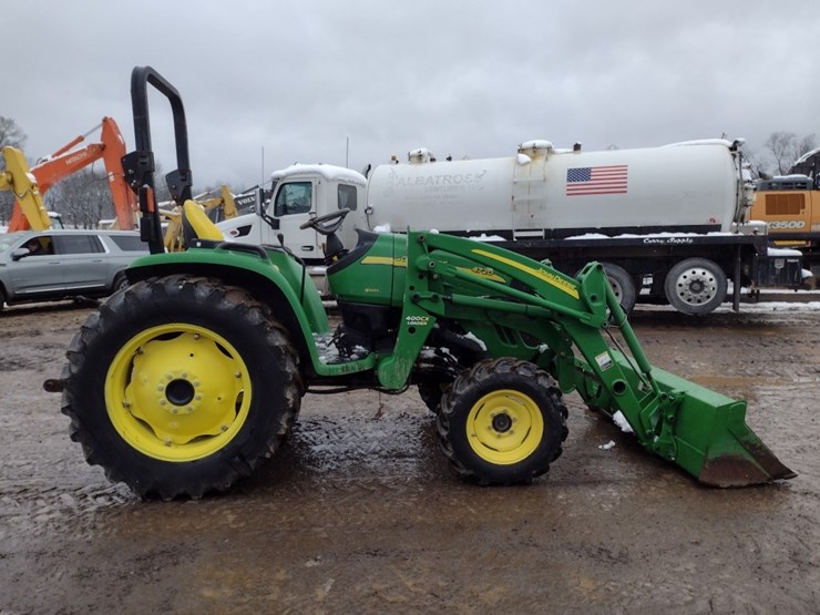 john-deere-4720-image-3