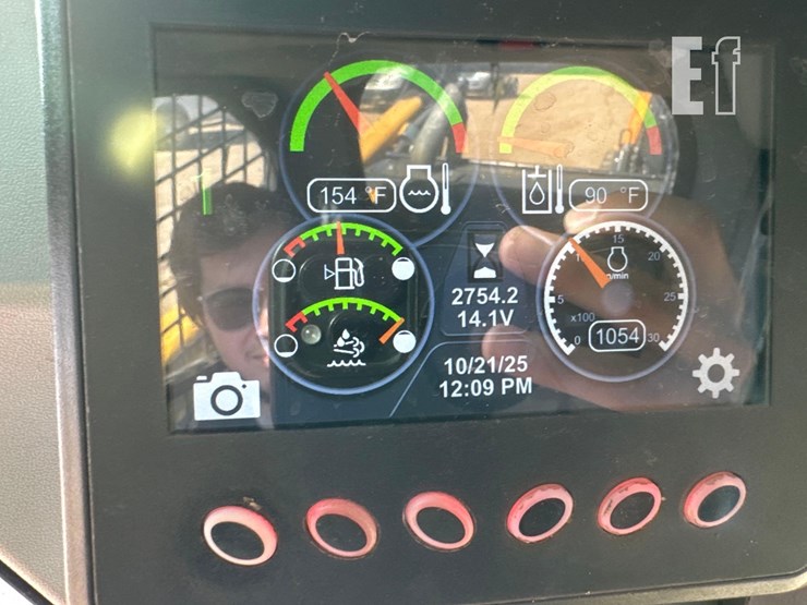 2022-caterpillar-299d3-image-23