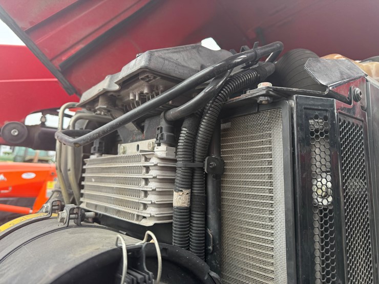 massey-ferguson-4709-image-60