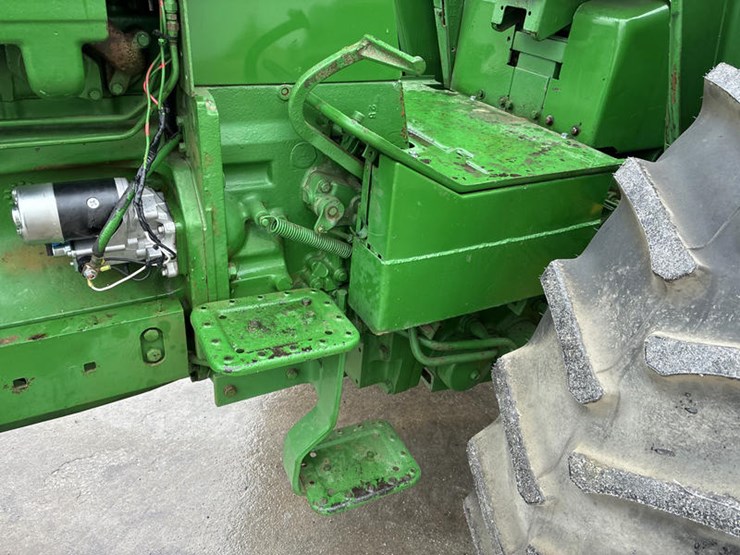 john-deere-4620-image-28