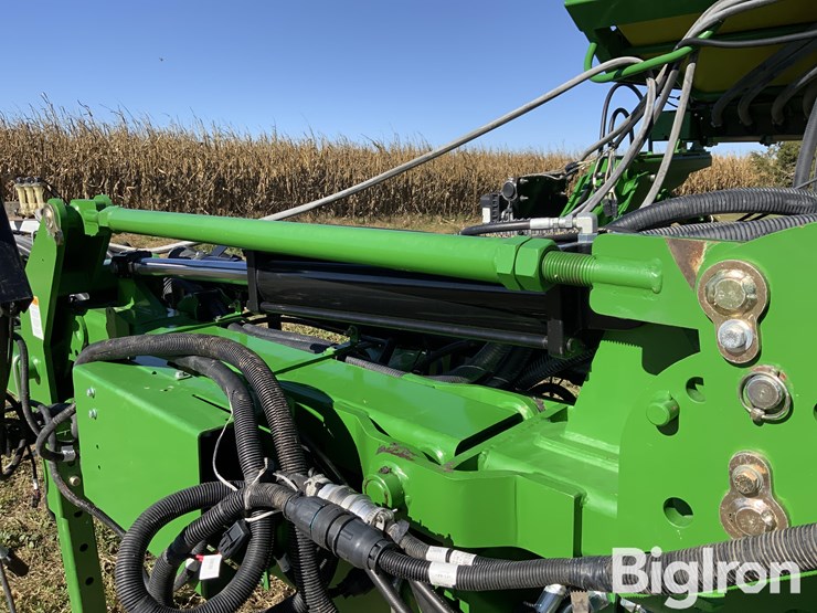 john-deere-dr12-image-16