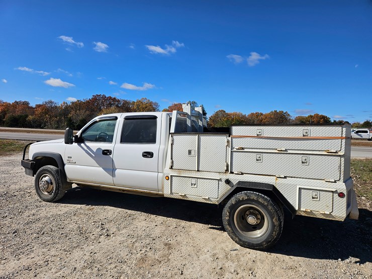 chevrolet-silverado-3500-image-9
