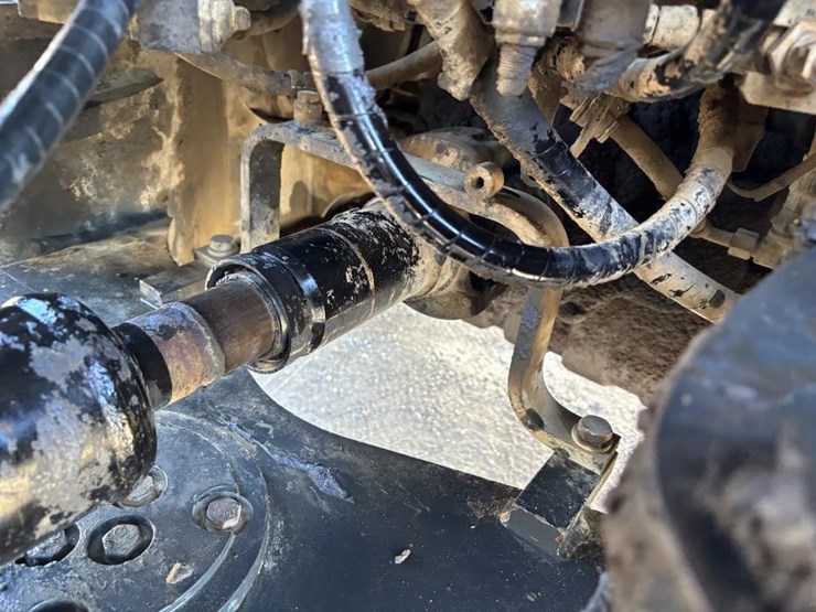 2014-komatsu-wa380-7-image-26