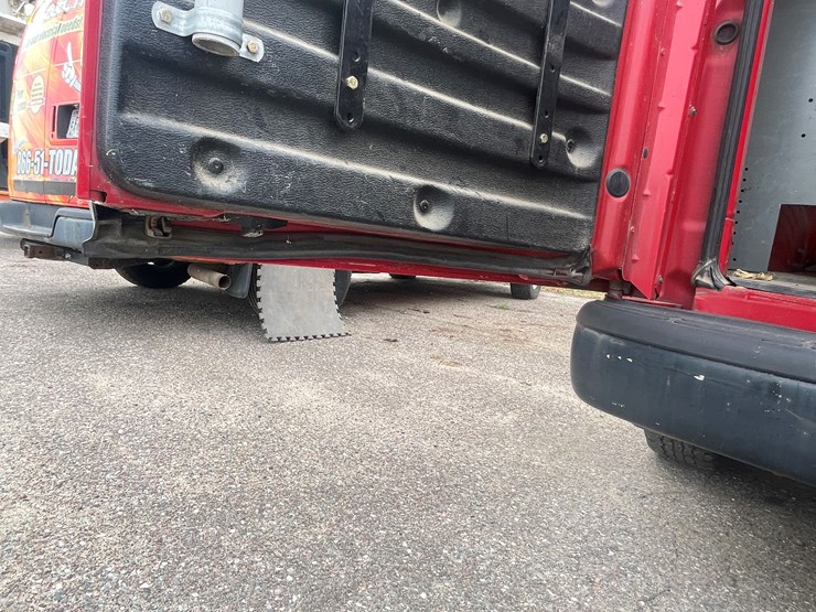 #1404-•-2006-chevy-cargo-van-(wi-title-in-delay)-image-40